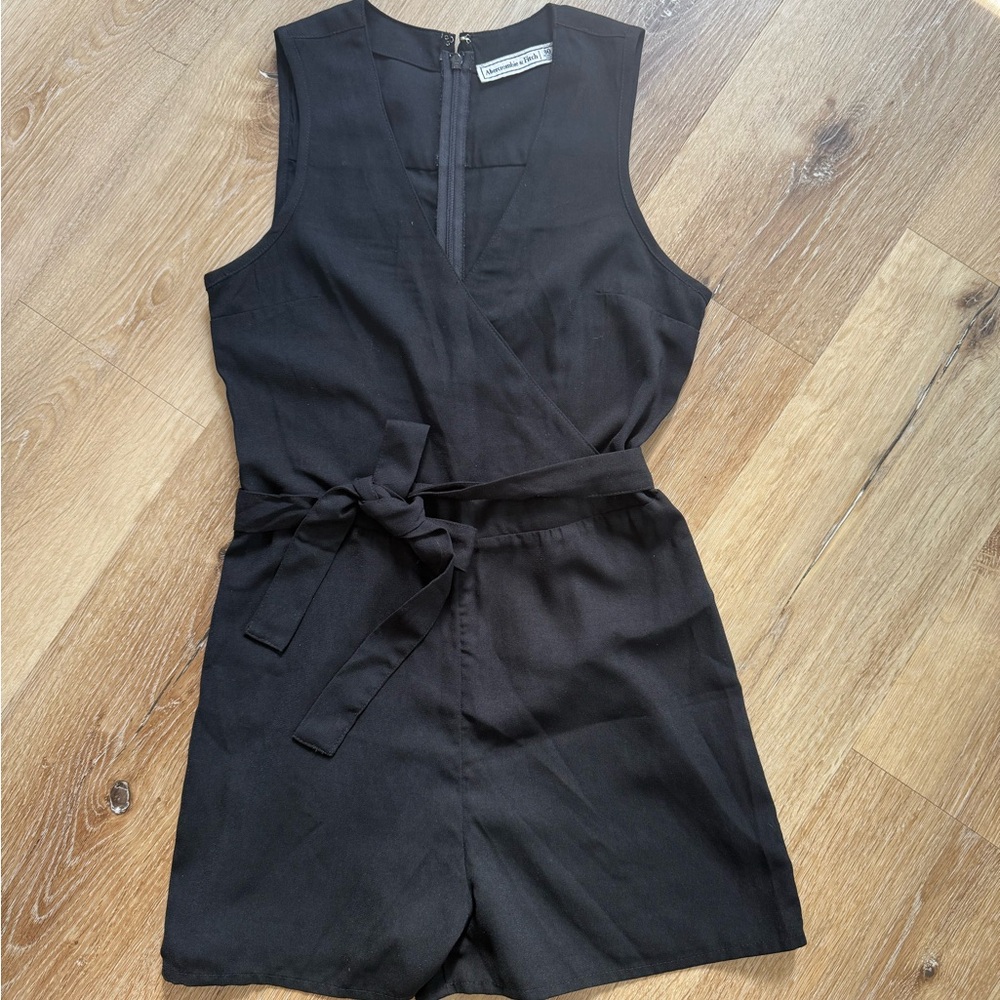 Abercrombie & Fitch Black V-Neck Sleeveless Romper with Back Zip